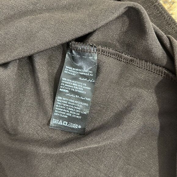 Chico’s Travelers Chocolate Brown Single Button Closure Cardigan Size M - Picture 6 of 9